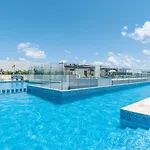 Beach Apartments For 12 In Playa